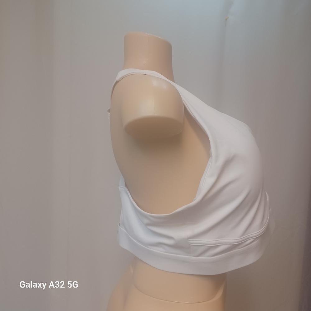 Fabletics  Bounce Impact Bra Size 3X White Halter Crop Bra Sport - Picture 6 of 12
